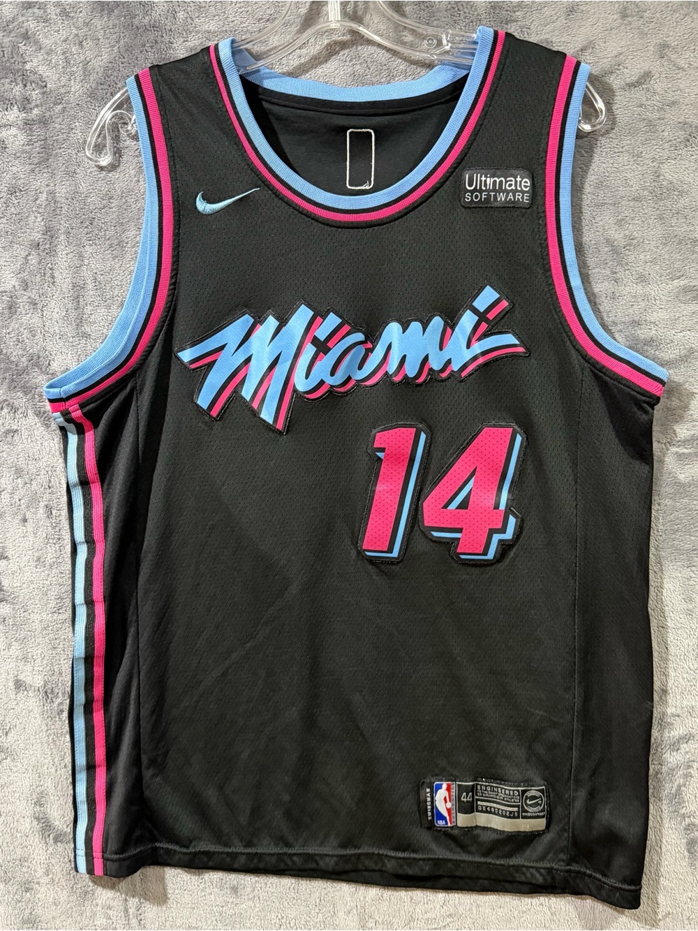 Nike Swingman Jersey Tyler Herro #14 Miami Heat NBA Men’s Size Medium (44 Tag)